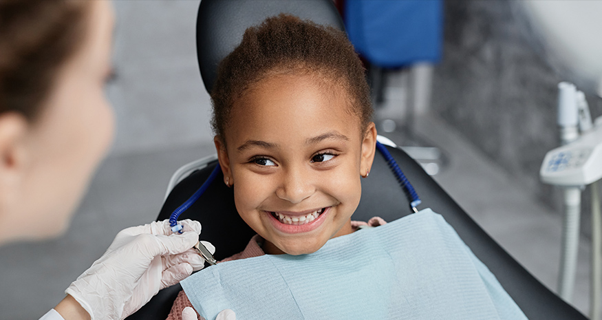 Friendly pediatric dental visit